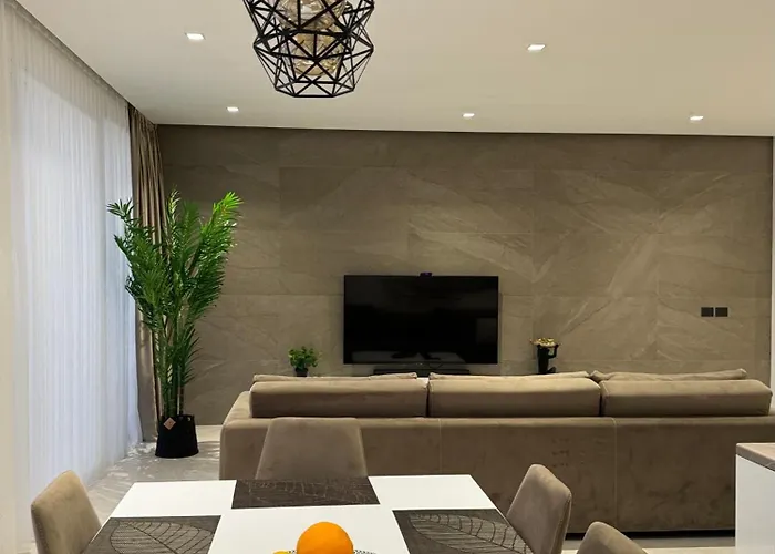 Appartement Sara House *