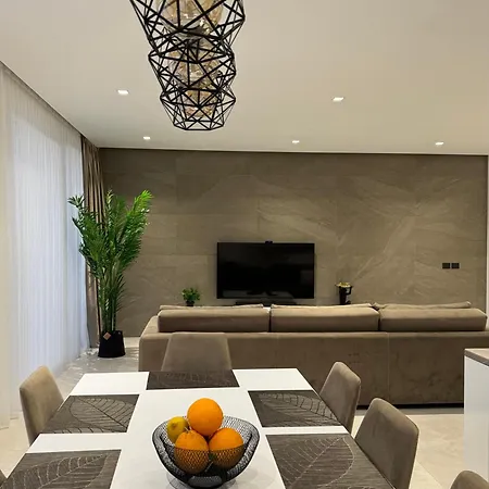 Daire Sara House *